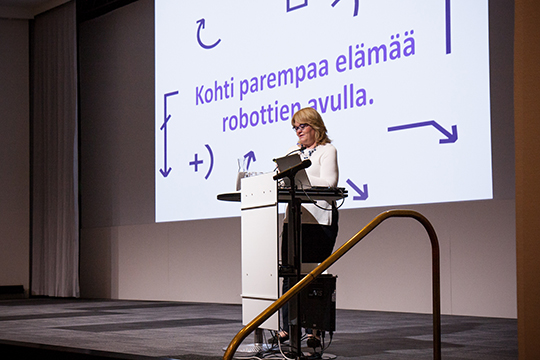 – Robotit tekevät vaurautta ja ihmiset luovat arvoa, Cristina Andersson sanoi Digi Life -tapahtumassa 15.10.