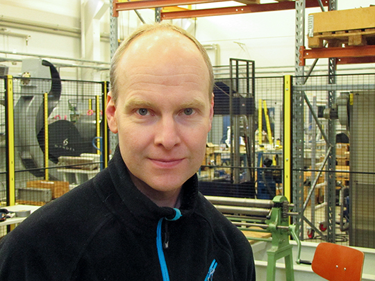 Tekniikan tohtori Matti Kutila on työskennellyt viime vuodet tiiviisti robottiauton kehittämiseksi.