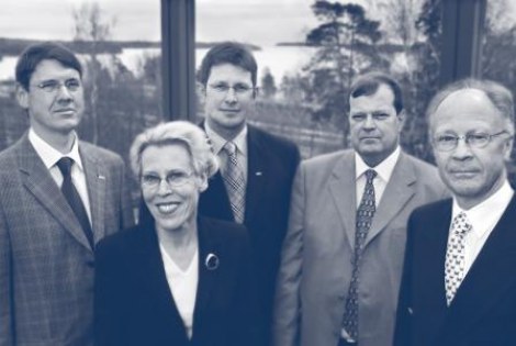 M-realin työryhmä vasemmalta DI Kai Vikman, FT Maija Pitkänen, DI Marko Pekkola, insinööri Isto Nikamaa ja DI Ole Nickull.